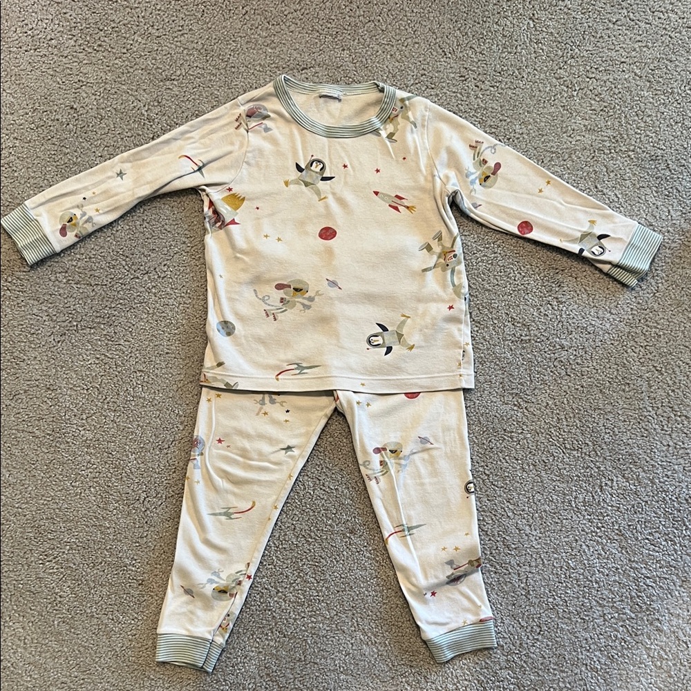 Outer Space Pajamas 🧑‍🚀 🚭